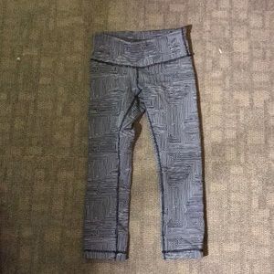 lululemon cropped leggings